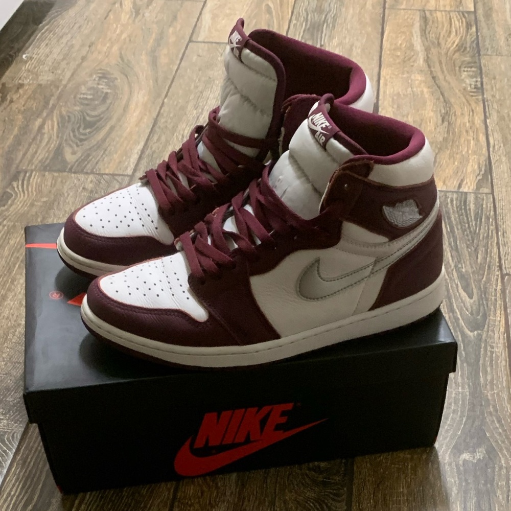 Mens - Air Jordan 1 Retro High OG “ Bordeaux”